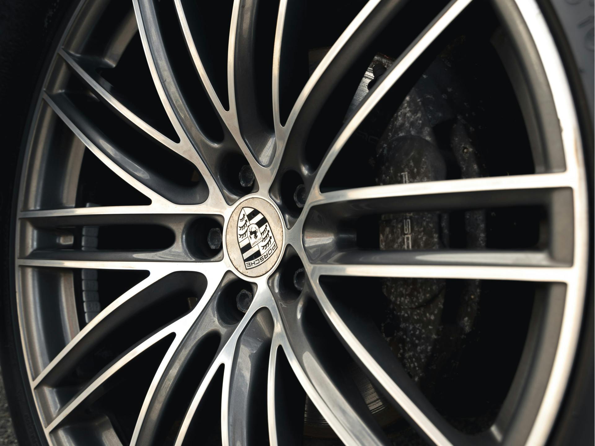 Porsche Macan 2.0 | Panoramadak | Bose | Luchtvering | Adaptieve Sportstoelen